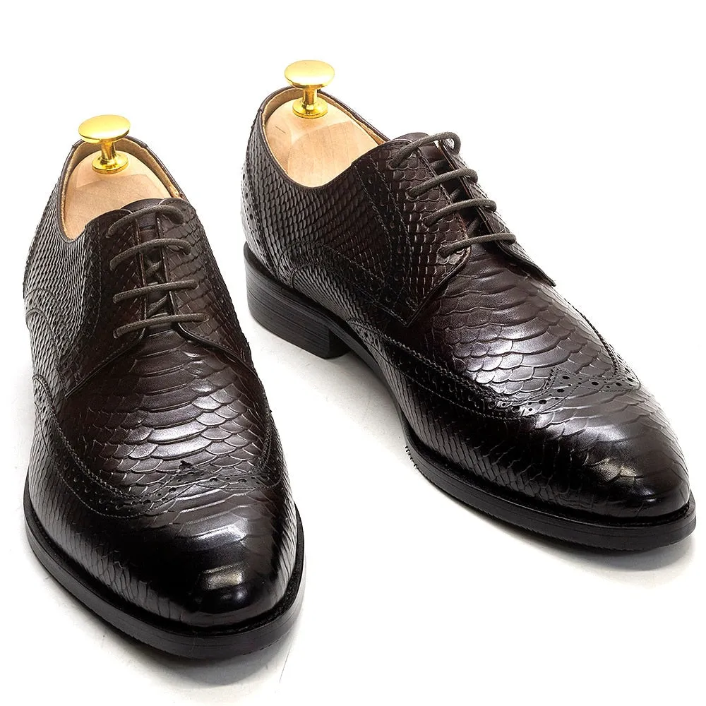 Classic Italy Style Men&#39;s Dress Shoes Full Grain Cow Leather Snake Pattern Lace-Up Wingtip Business Formal Derby Shoe for Men