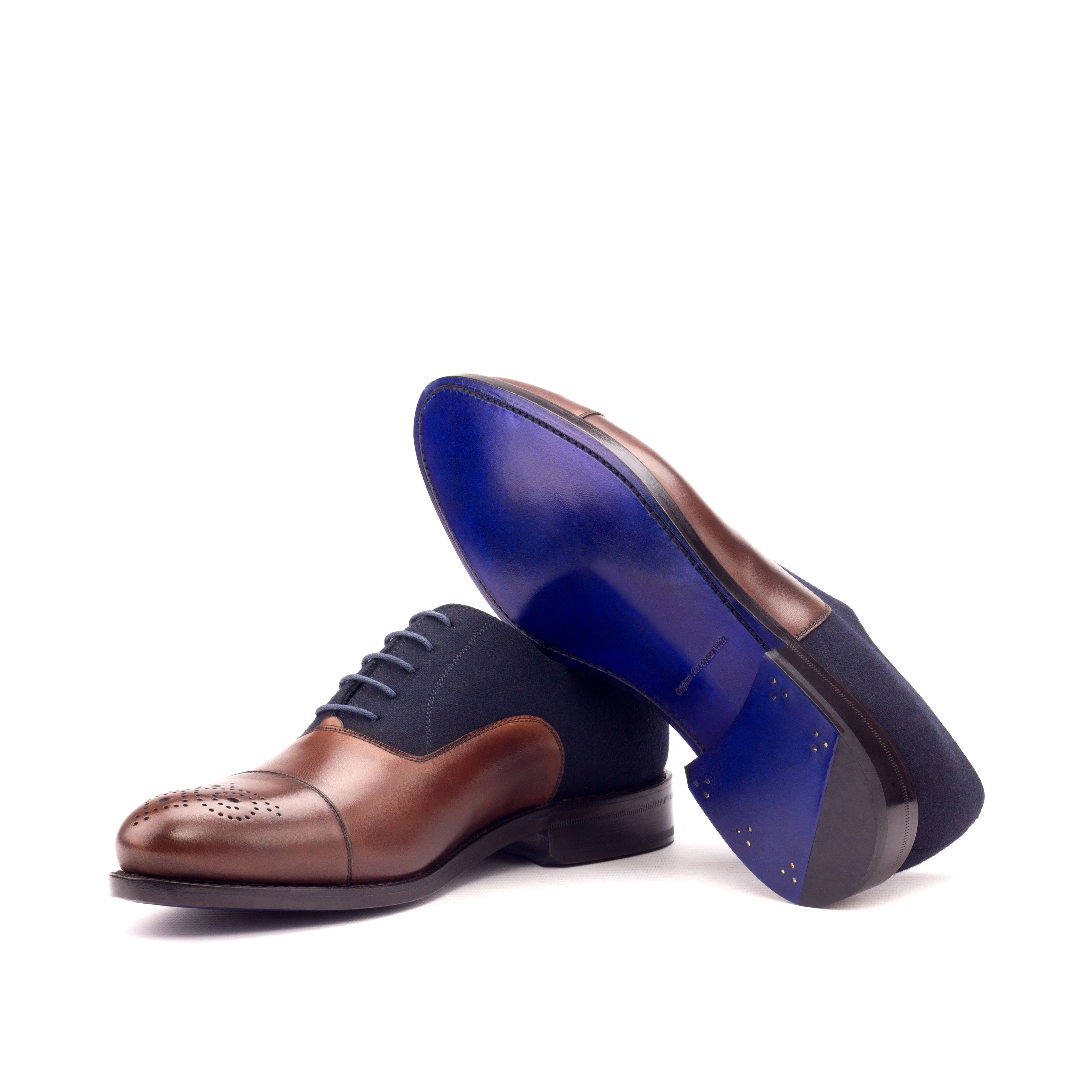 DapperFam Rafael in Med Brown / Navy Men's Flannel & Italian Leather Oxford