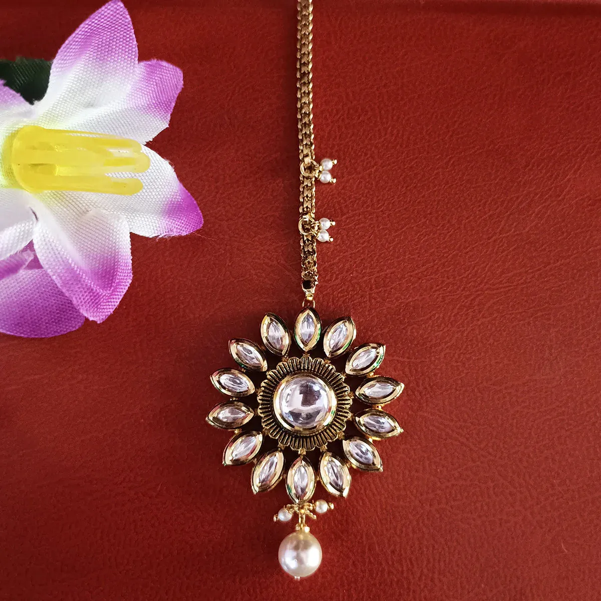 Designer Gold Plated Royal Kundan Maangtikka (D38)