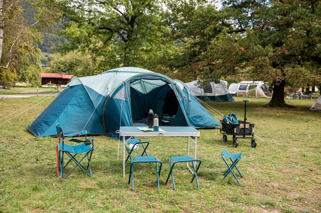 FOLDING CAMPING TABLE - 4 STOOLS - 4 TO 6 PEOPLE - Blue