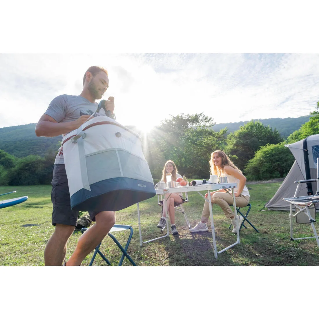 FOLDING CAMPING TABLE - 4 STOOLS - 4 TO 6 PEOPLE - Blue