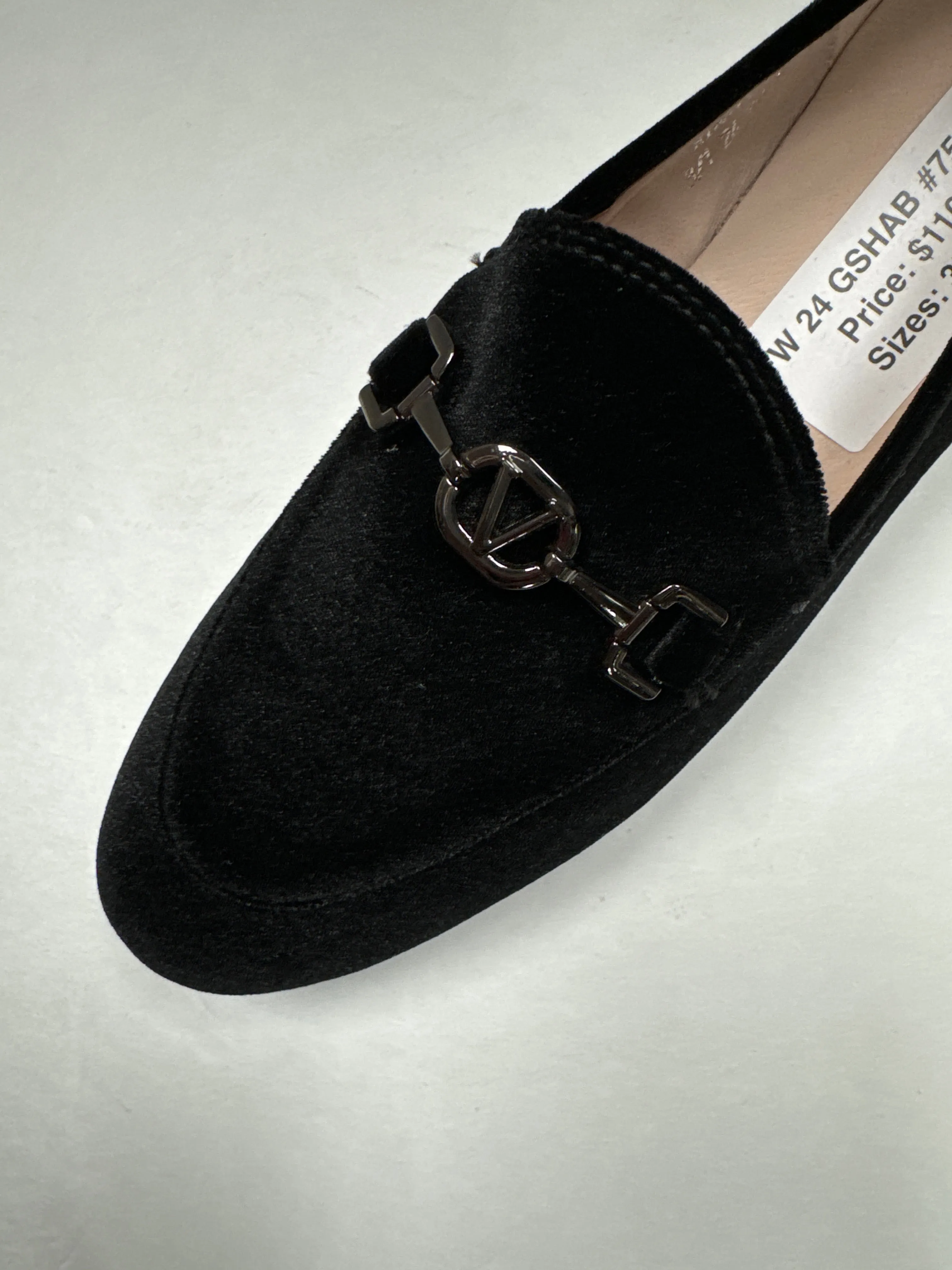 SALE FW24 Venettini Rian11 Plain Velvet Pewter Chain Slip On